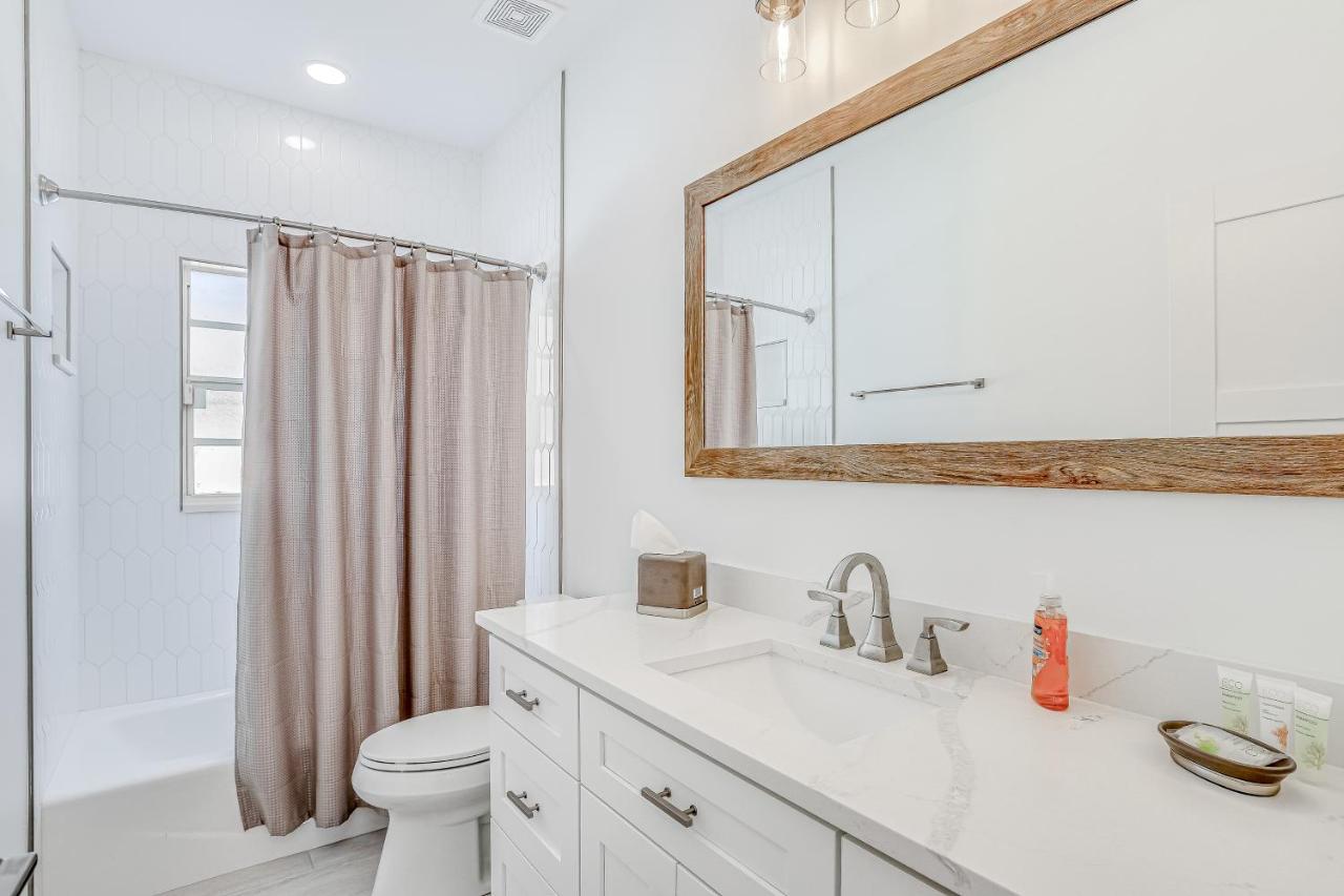 Vanderbilt Aqua Vista * Naples